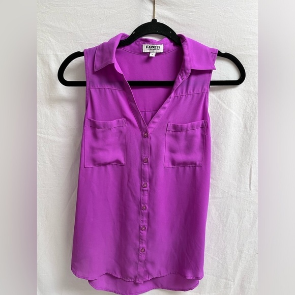 Express Tops - Xpress women’s Size small petite sleeveless button down blouse with collar